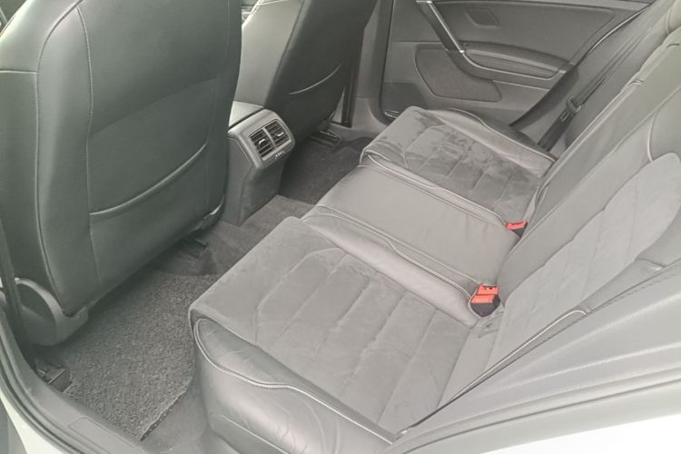 Volkswagen Golf 2016 car image #17