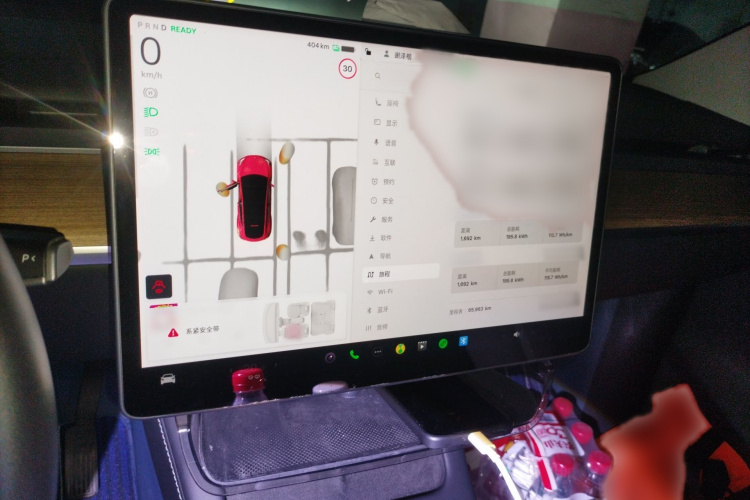 Tesla Model Y 2022 #16 Tesla Model Y 2022 car image #16