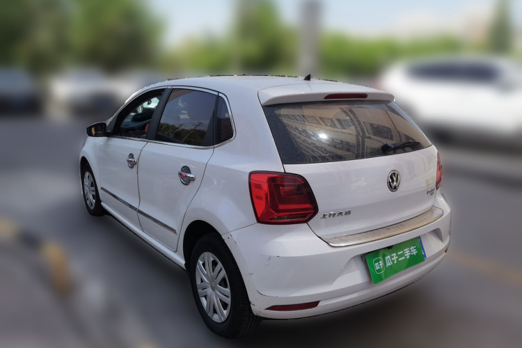 Volkswagen Polo 2019 car image #5