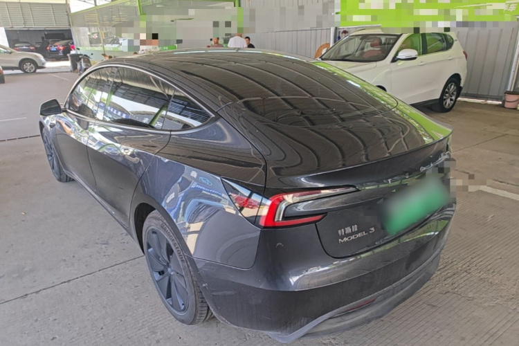Tesla Model 3 2025 #5 Tesla Model 3 2025 car image #5