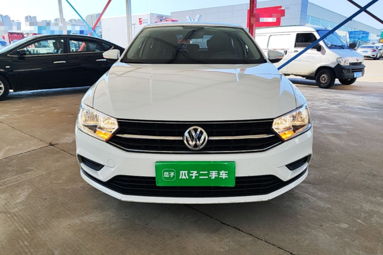 Volkswagen Bora 2023 imagen de coche #3