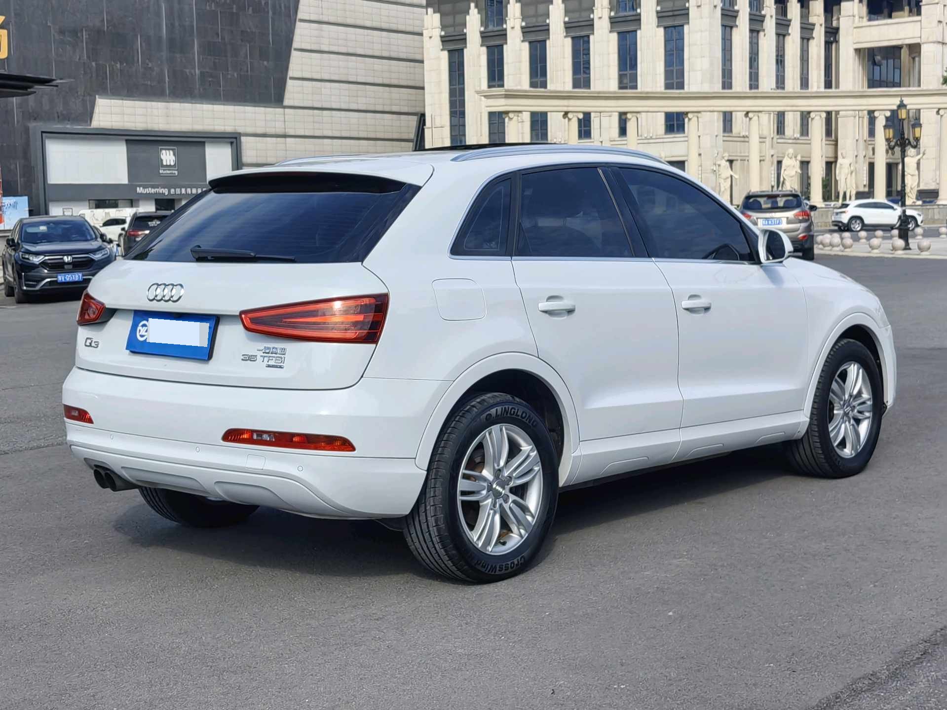 Audi Q3 2014 #19 Audi Q3 2014 car image #19