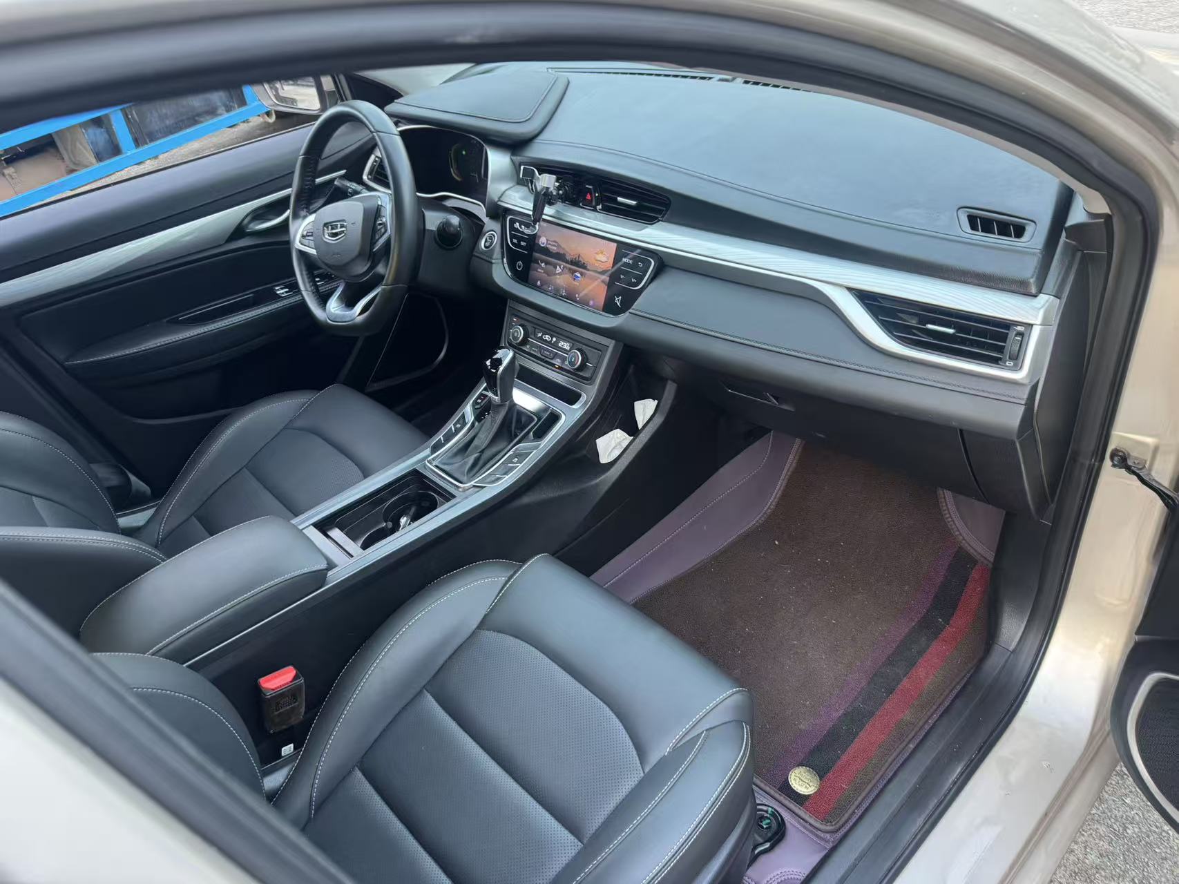 GEELY Emgrand 2021 car image #9