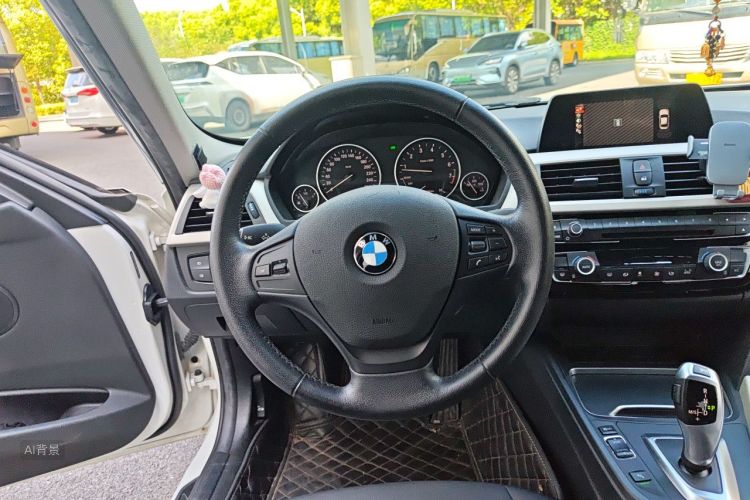 BMW 3 Series 2015 car image #12