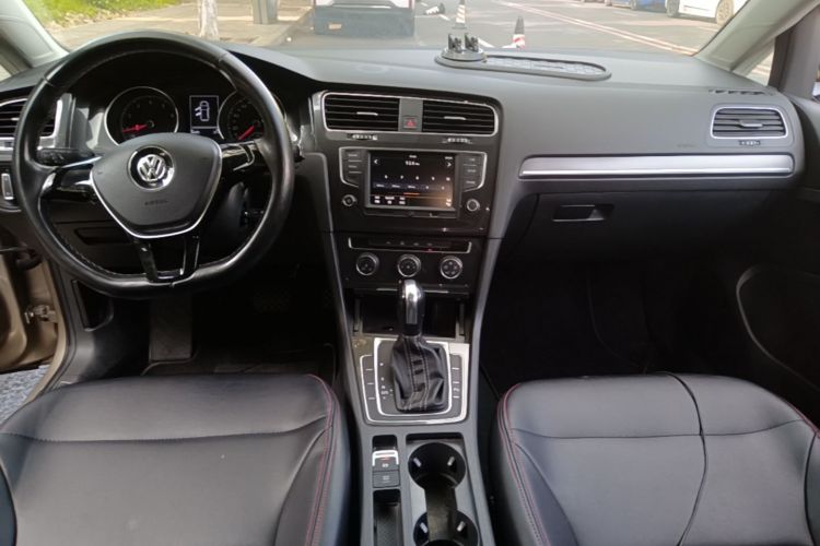 Volkswagen Golf 2017 #10 Volkswagen Golf 2017 car image #10
