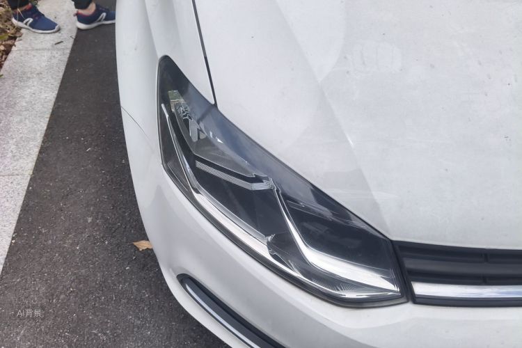 Volkswagen Polo 2016 car image #8