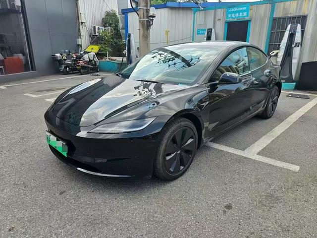 Tesla Model 3 2026 #11 Tesla Model 3 2026 car image #11