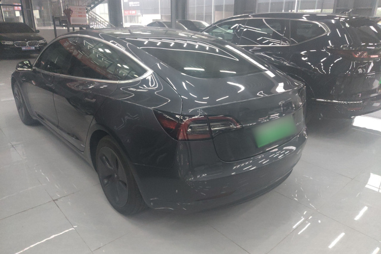 Tesla Model 3 2020 car image #7