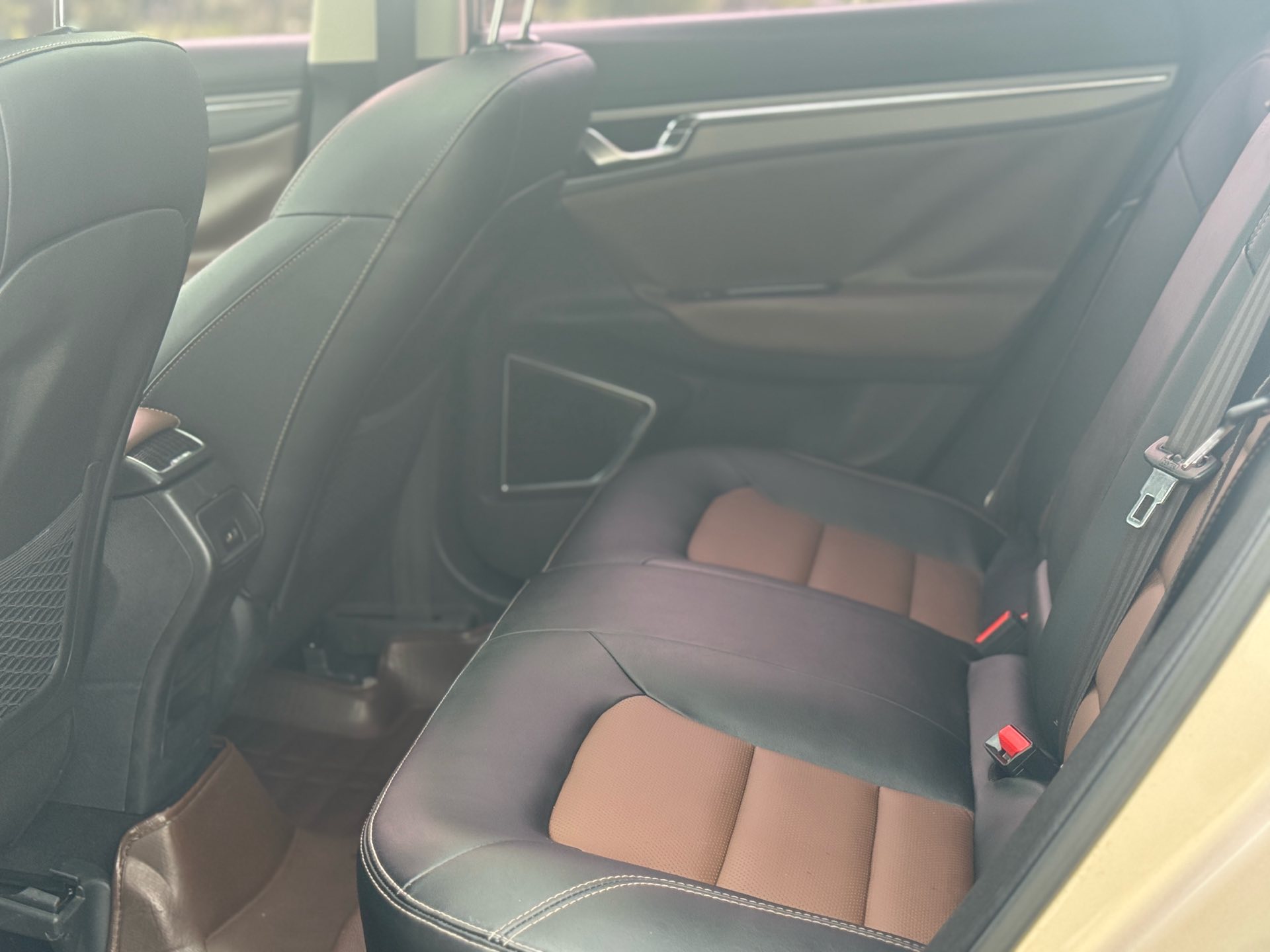GEELY Emgrand GS 2016 car image #15