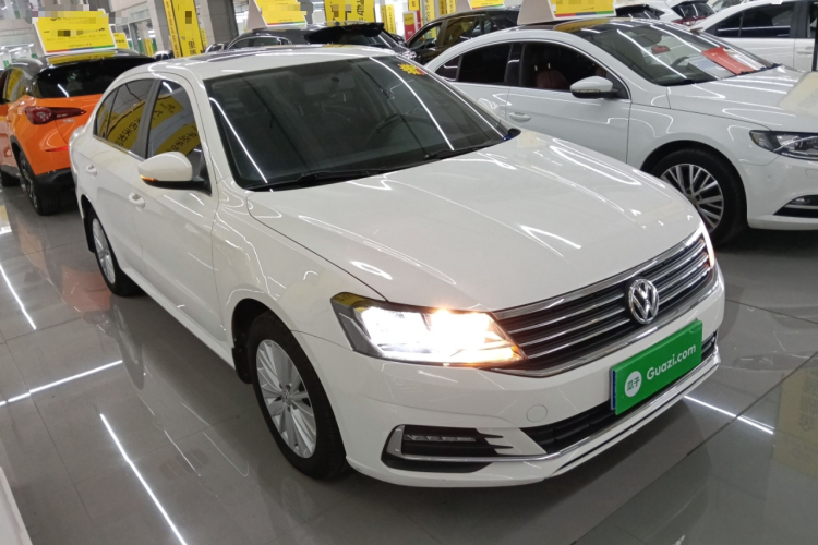 Volkswagen Lavida 2020 car image #4