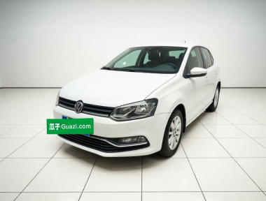 Volkswagen Polo 2015 Volkswagen Polo 2015 car image
