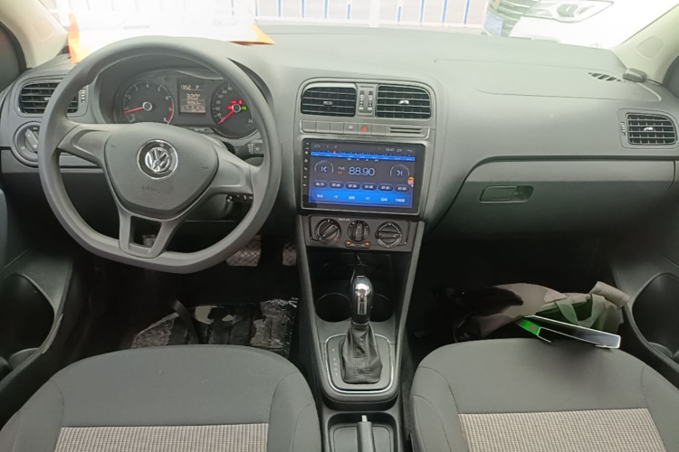 Volkswagen Polo 2017 #10 Volkswagen Polo 2017 car image #10