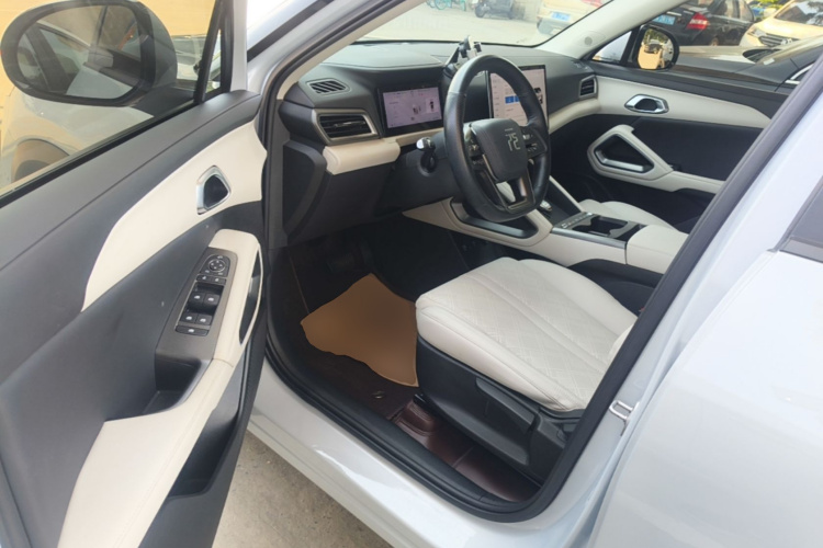 BYD YuanUP 2025 car image #16