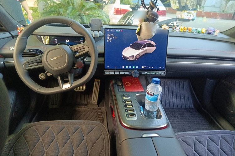 MI SU7 2025 car image #12