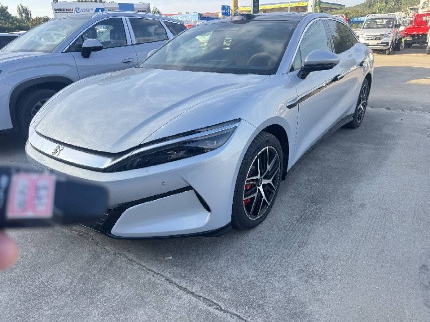 BYD HanL 2025 car image 
