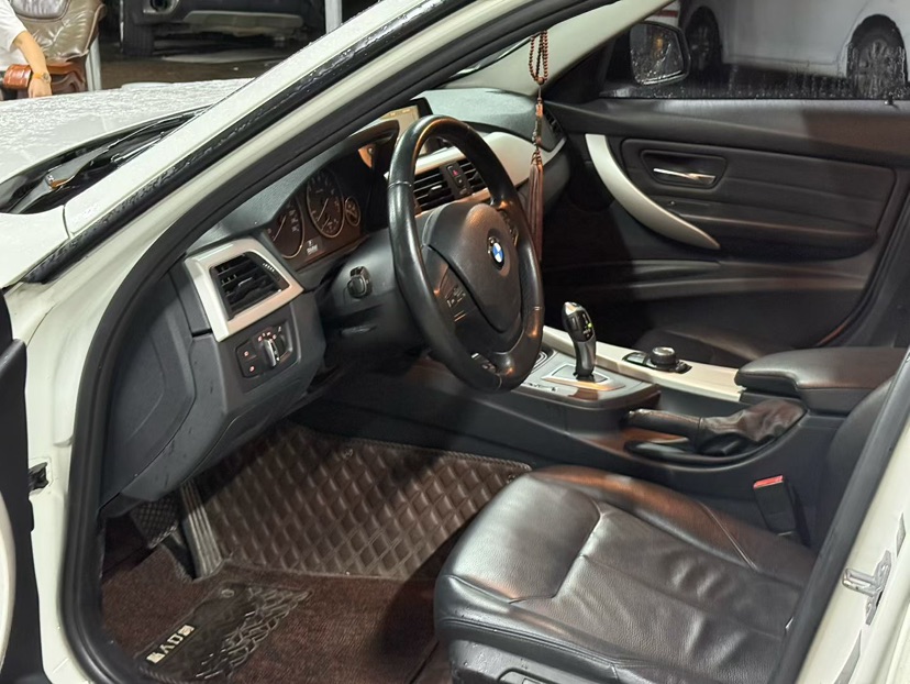 BMW 3 Series 2013 car image #4