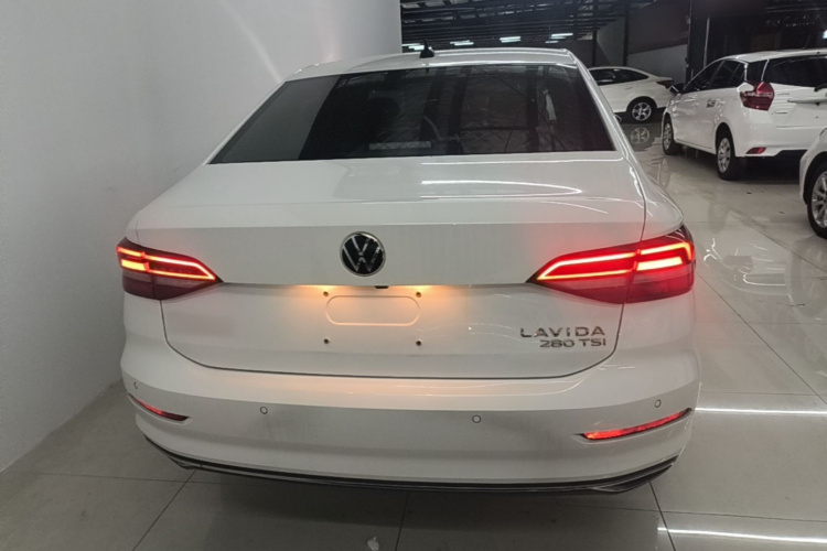 Volkswagen Lavida 2021 #6 Volkswagen Lavida 2021 car image #6