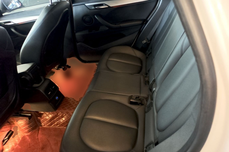 BMW X1 2018 #17 BMW X1 2018 car image #17