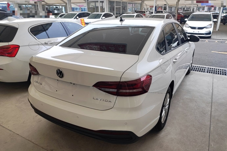 Volkswagen Lavida 2023 #7 Volkswagen Lavida 2023 صورة سيارة #7