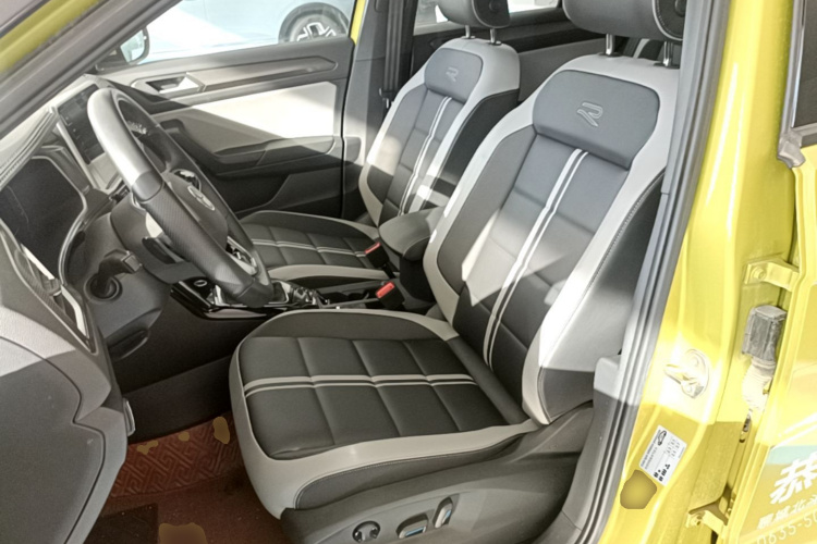Volkswagen T-Roc 2023 #19 Volkswagen T-Roc 2023 immagine di auto #19