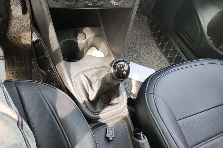 Volkswagen Polo 2018 imagem de carro #14