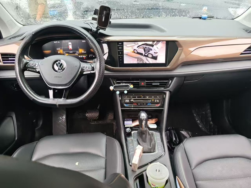 Volkswagen Tharu 2023 car image #5