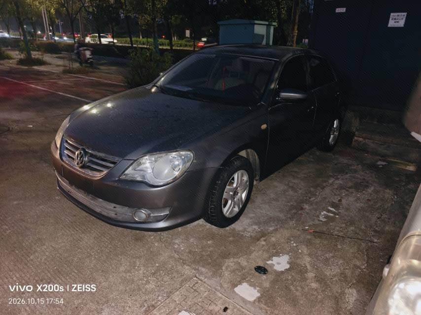 Volkswagen Bora 2011 Volkswagen Bora 2011 immagine di auto