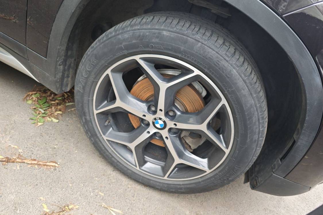 BMW X1 2018 car image #9