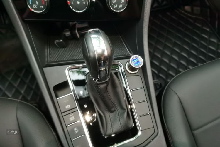 Volkswagen Bora 2021 car image #16