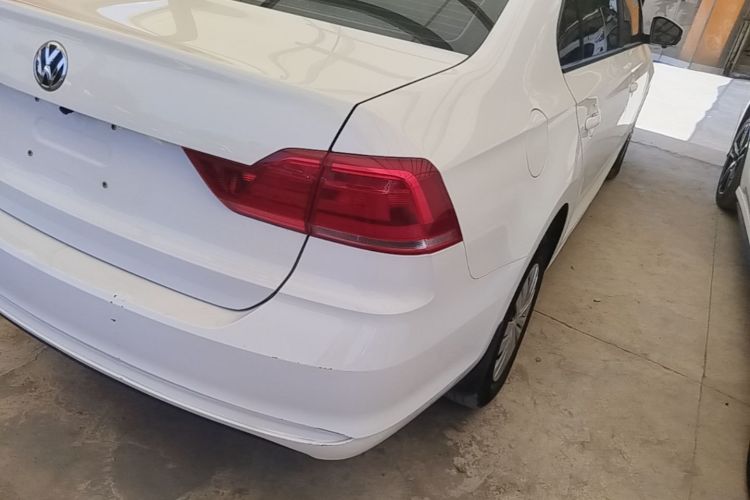 Volkswagen Santana 2022 car image #8