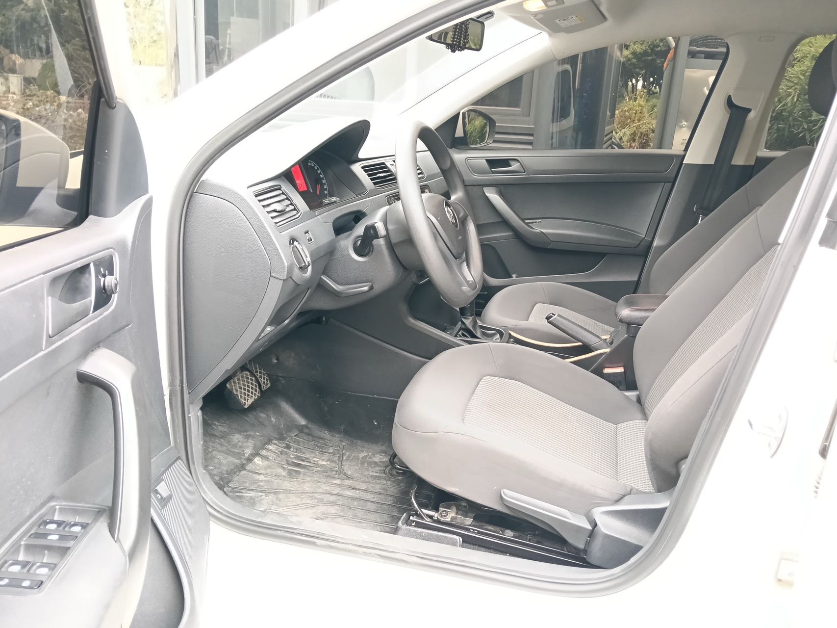 Volkswagen Santana 2022 car image #4