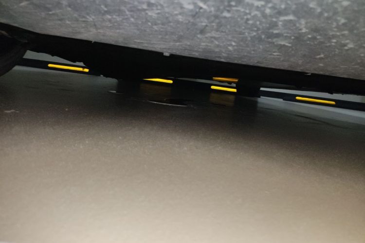 Tesla Model 3 2020 car image #30