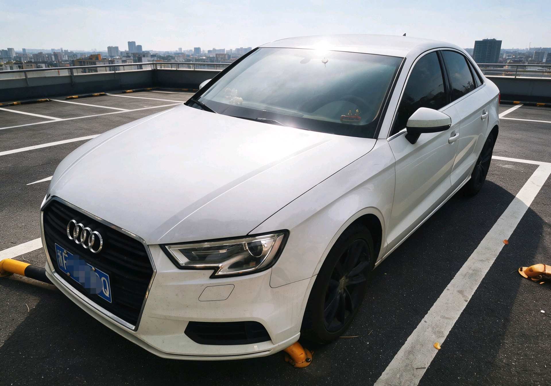 2017 2017 car image