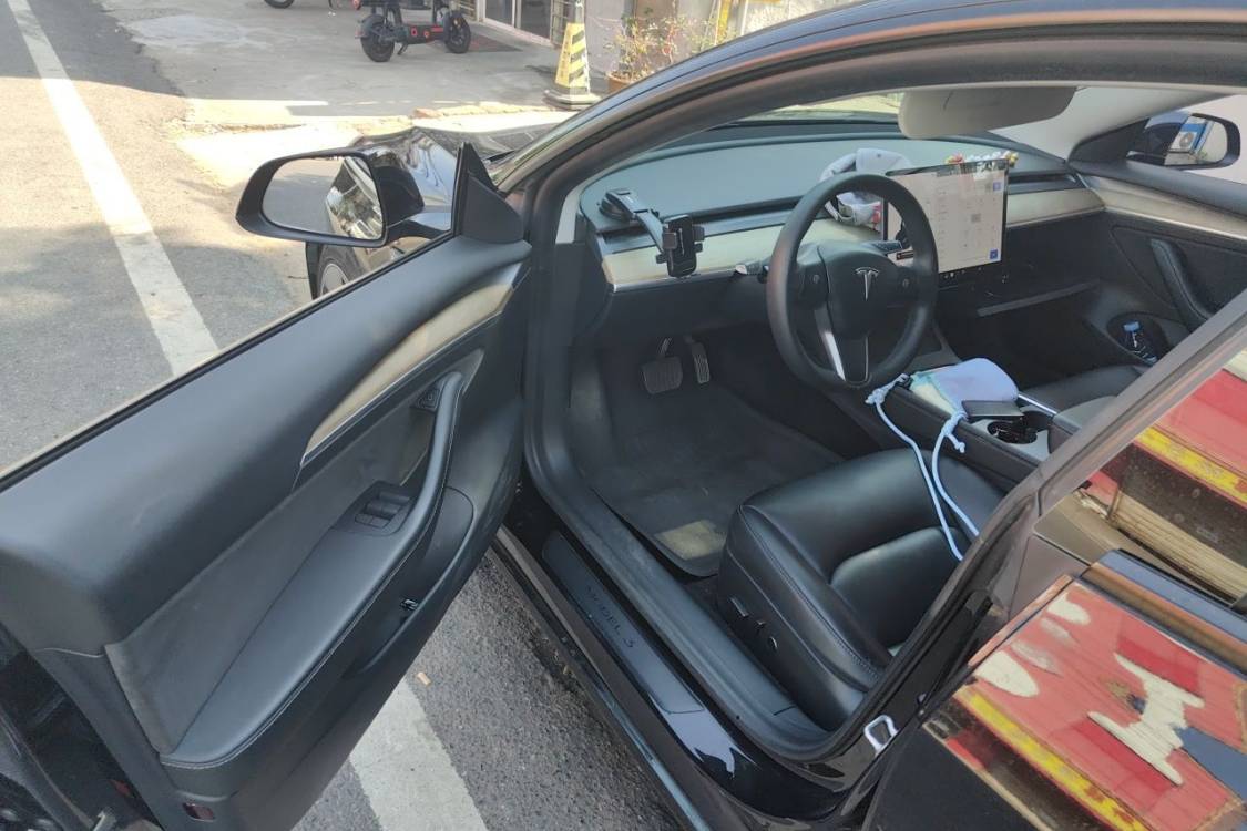 Tesla Model 3 2021 #23 Tesla Model 3 2021 car image #23