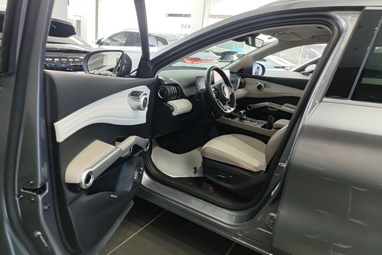 BYD Yuan Plus 2024 #16 BYD Yuan Plus 2024 صورة سيارة #16