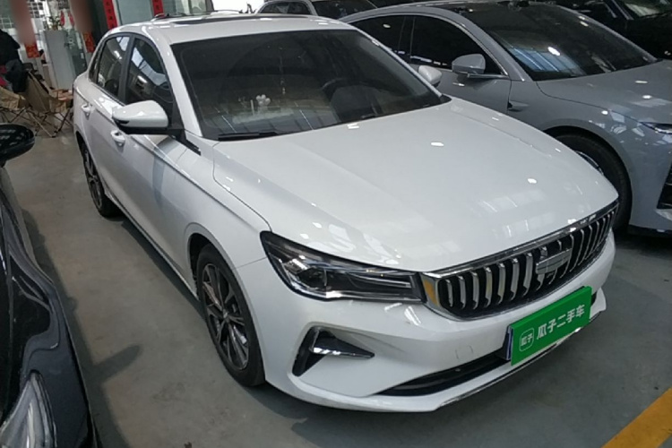 GEELY Emgrand 2025 car image #4