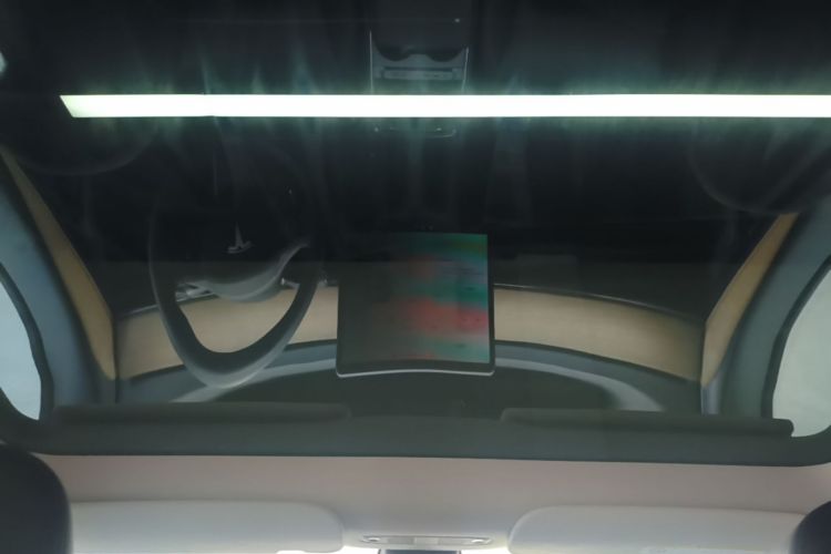 Tesla Model Y 2022 car image #20