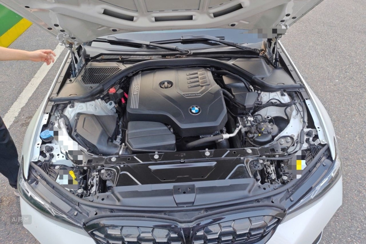 BMW 3 Series 2023 car image #22