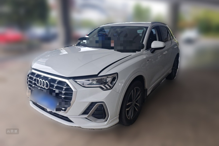 Audi Q3 2020 car image #2