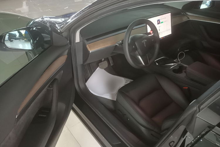 Tesla Model 3 2021 #12 Tesla Model 3 2021 car image #12
