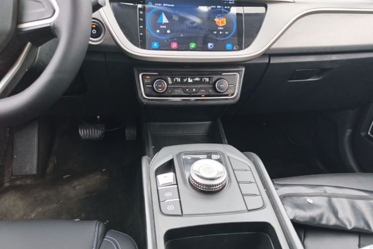 GEELY Emgrand New Energy 2021 car image #14