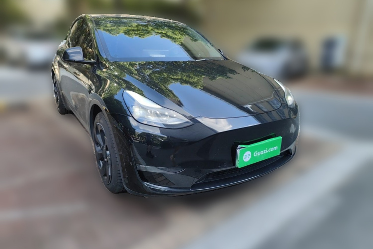 Tesla Model Y 2021 #4 Tesla Model Y 2021 car image #4