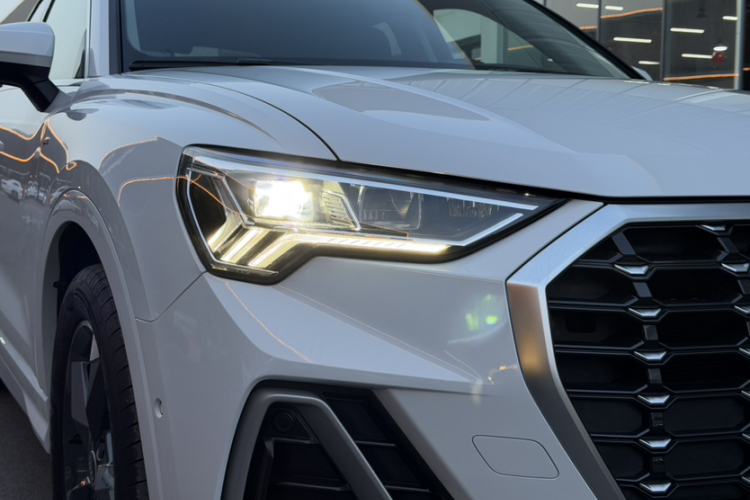 Audi Q3 2022 #9 Audi Q3 2022 immagine di auto #9