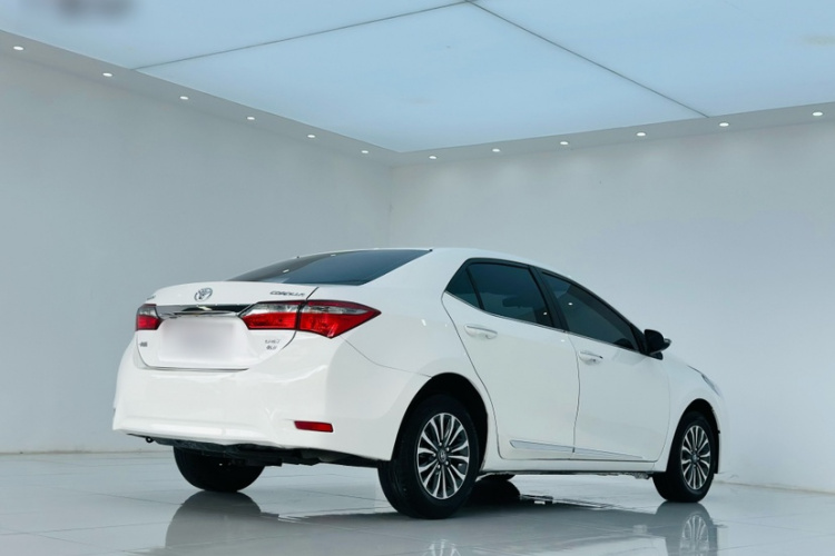 Toyota Corolla 2018 #6 Toyota Corolla 2018 car image #6