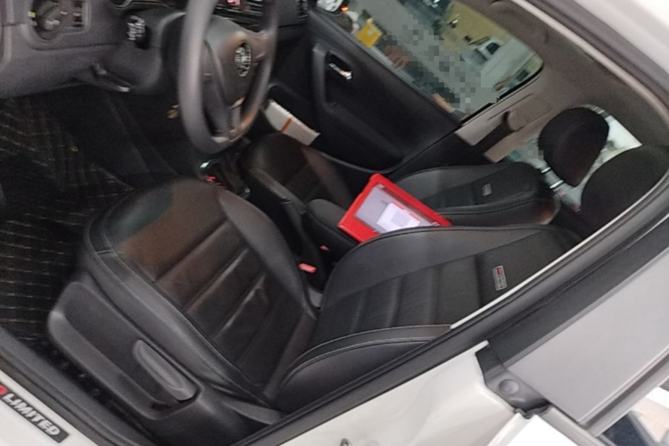 Volkswagen Polo 2014 car image #15