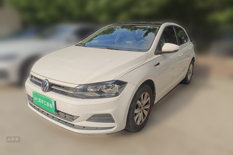 Volkswagen Polo 2021 car image #2