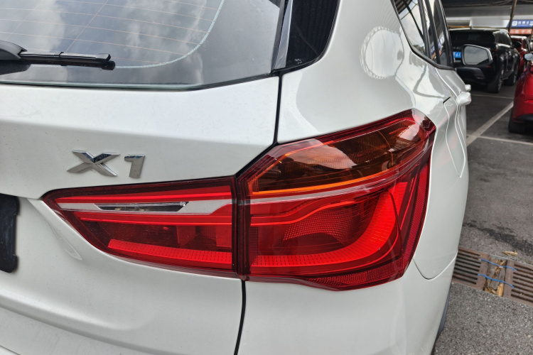 BMW X1 2017 #8 BMW X1 2017 car image #8