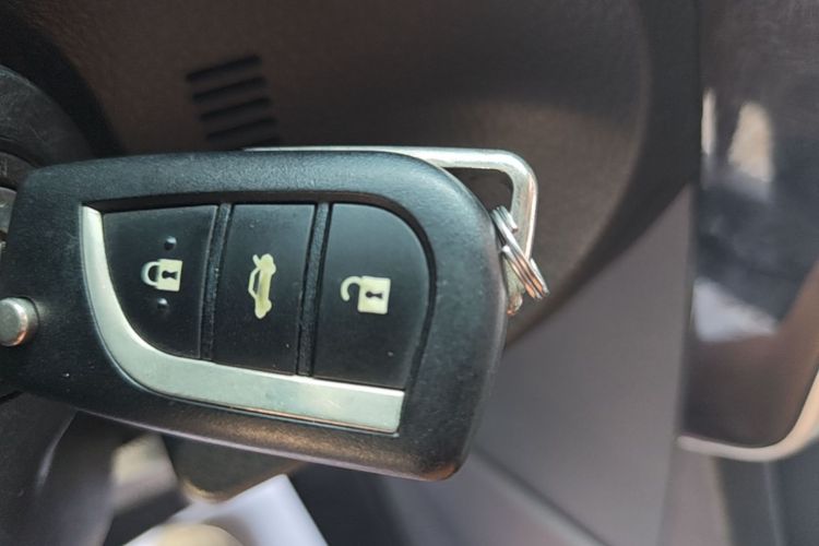 Toyota Corolla 2019 #9 Toyota Corolla 2019 car image #9