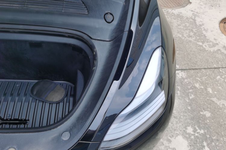 Tesla Model Y 2023 #25 Tesla Model Y 2023 car image #25