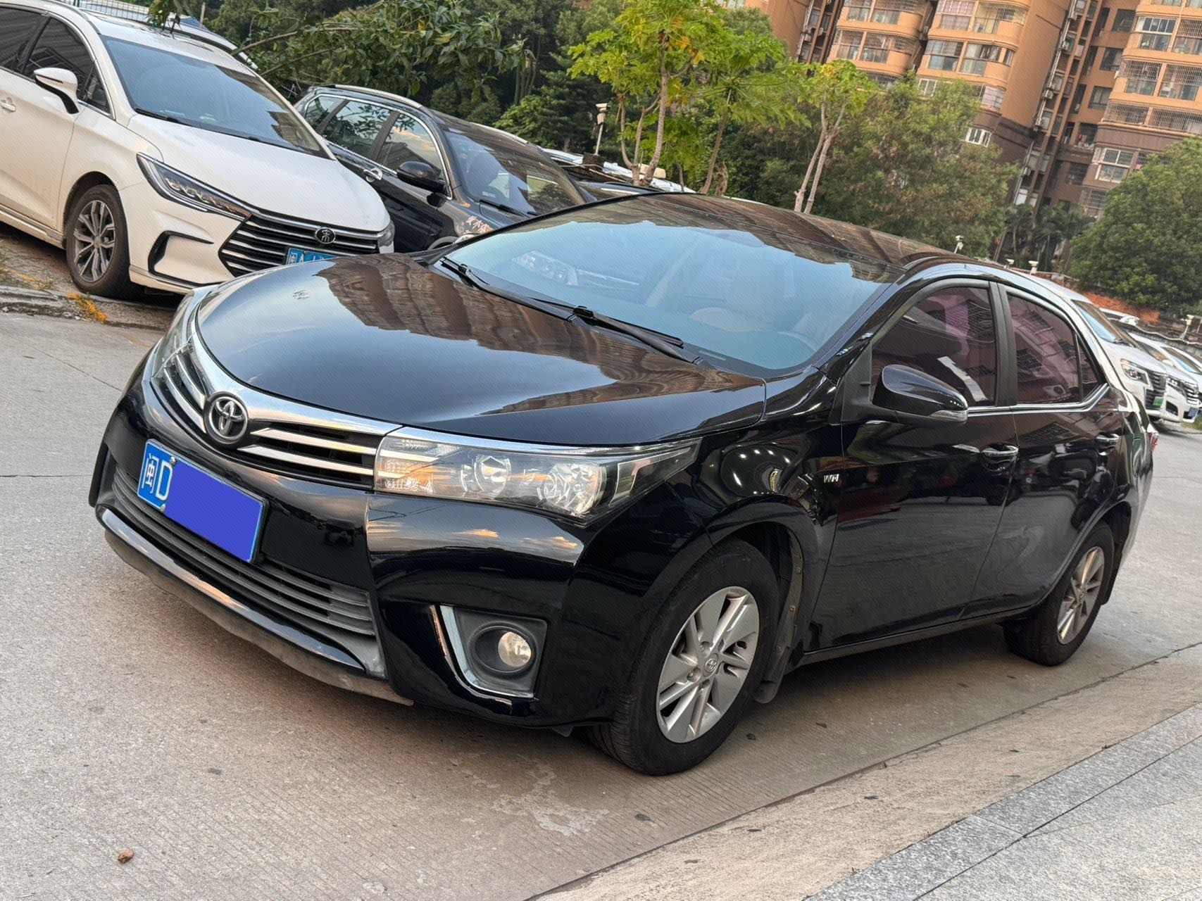 Toyota Corolla 2015 Toyota Corolla 2015 car image